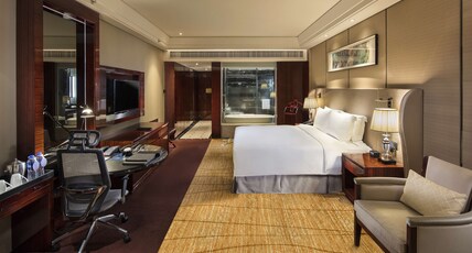 Hilton Foshan Room Type - KING EXECUTIVE ROOM