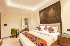 Address of Hotel Elvilla Model Town