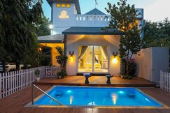 The AnuGrah - Luxury Villa with Swimming Pool