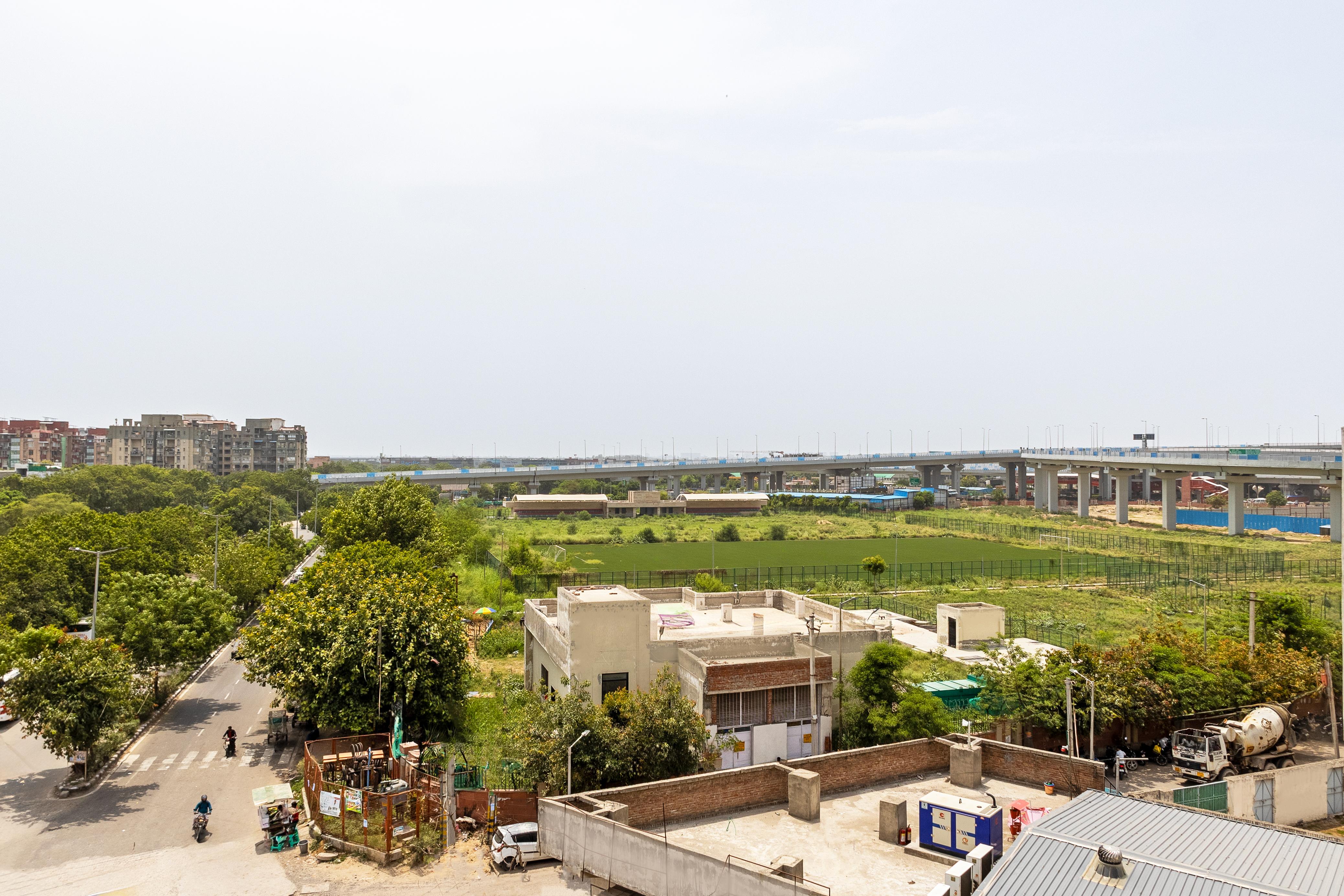 Elite Stay Near Yashobhoomi Dwarka - Tap to explore photos