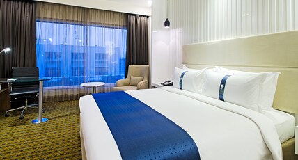 Holiday Inn Amritsar, An IHG Hotel Room Type - King Bed Standard Smoking