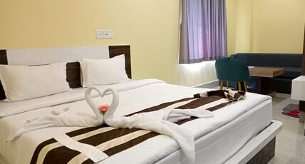 Hotel Panda Continental Room Type - Deluxe Room