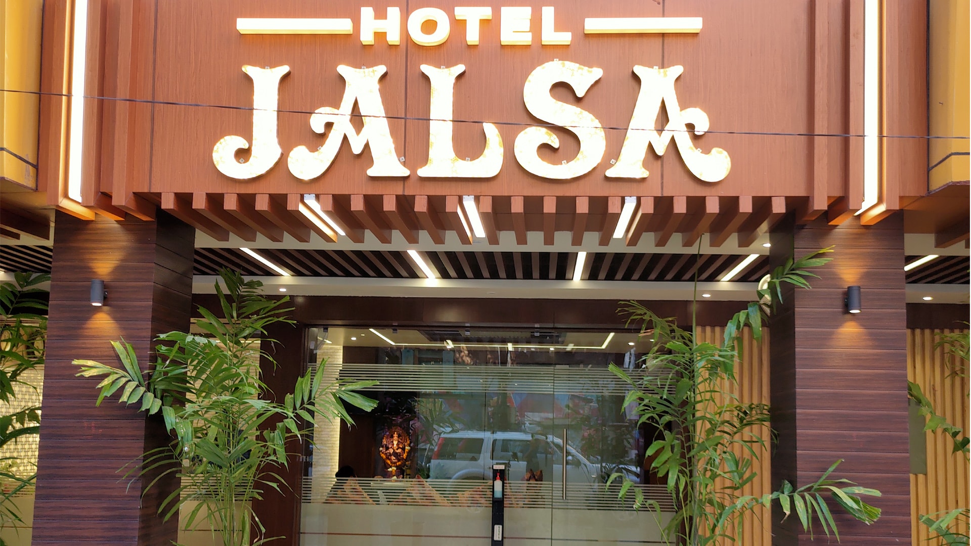 Hotel Jalsa (MP Nagar) - Tap to explore photos