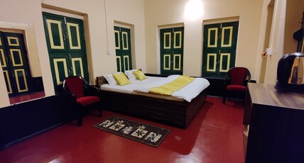 Tulin Heritage Bungalow Room Type - Premium Room AC (Twin Sharing)