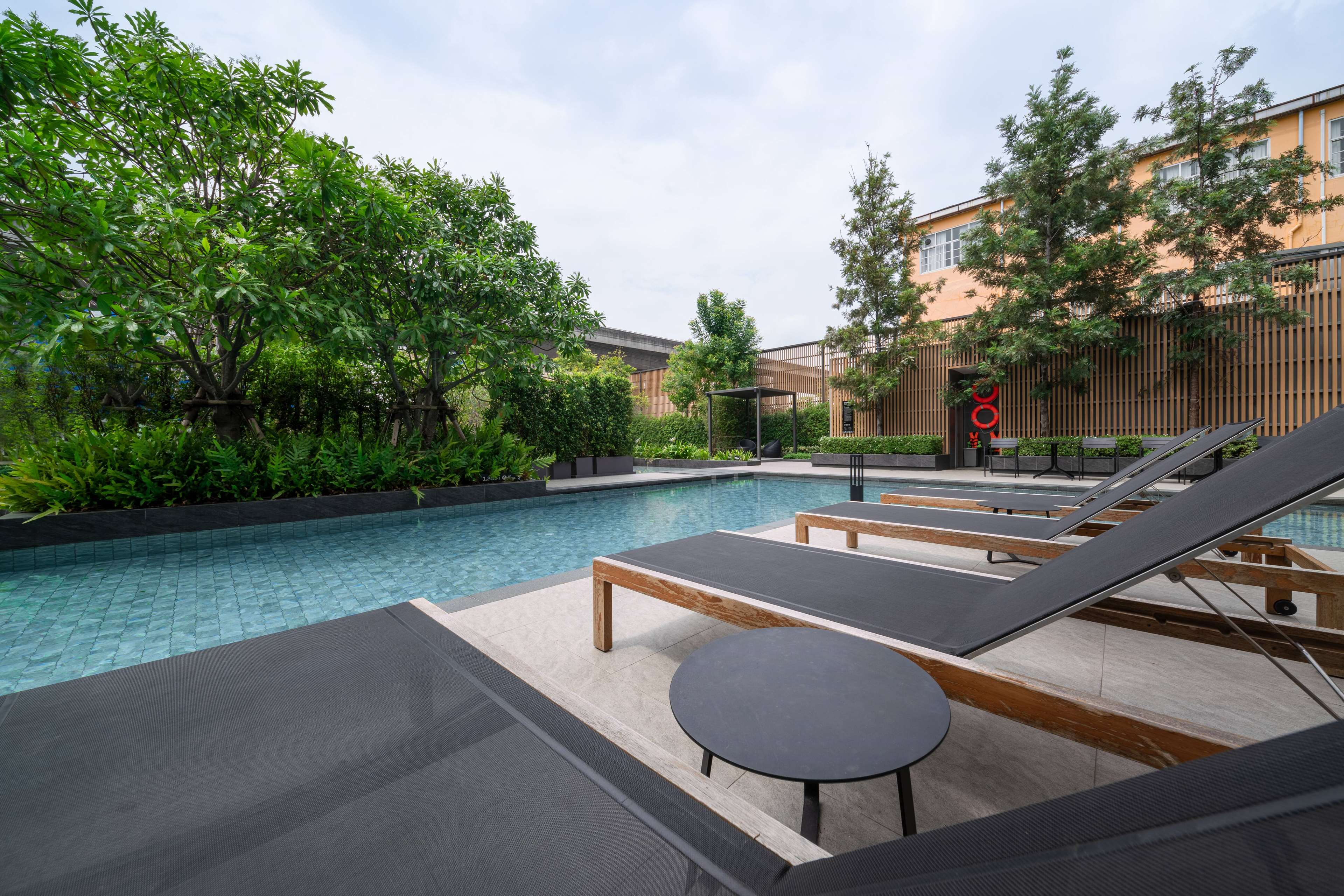 Ramada by Wyndham Bangkok Sukhumvit 87 - Tap to explore photos