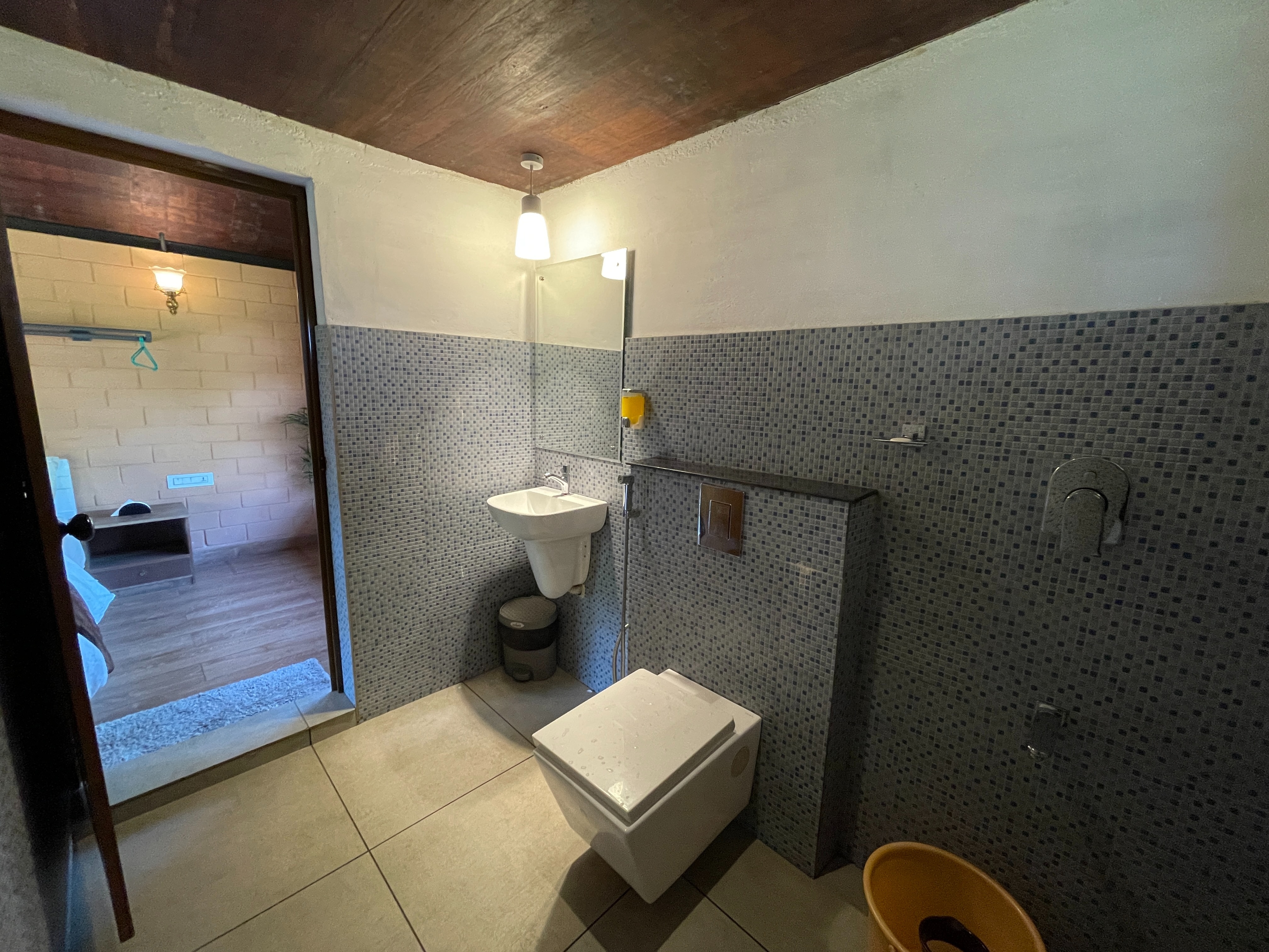 Bhuvi Wayanad Nature Retreat Near Forest, Ideal for Couples - Tap to explore photos