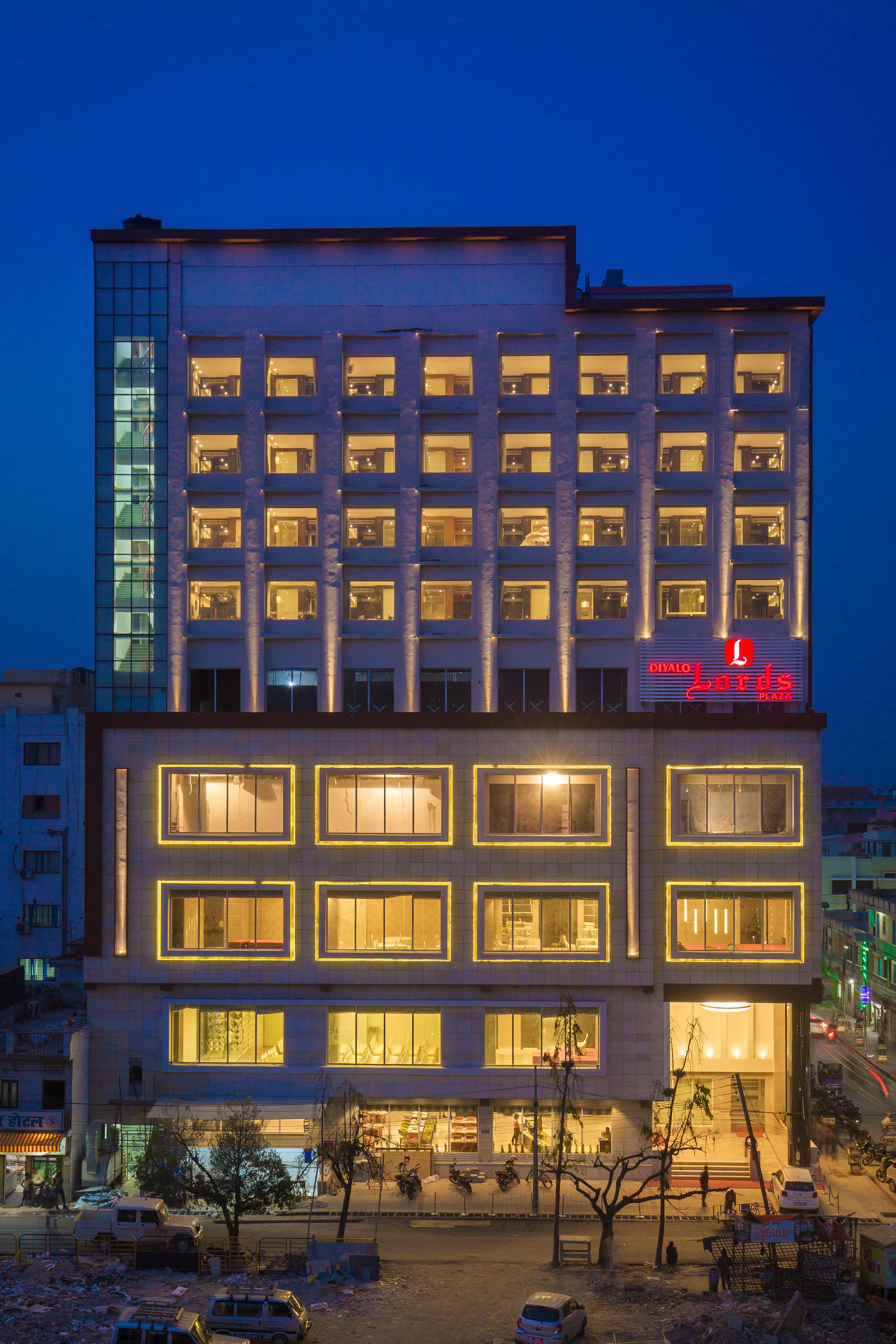 Hotel Siddhartha Diyalo - Tap to explore photos