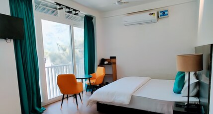 Raaviera By The Ganges Room Type - Family Ganga View Room (Four Bedded)