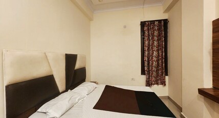 Hotel Star International Room Type - Standard Single Bed Room with City View