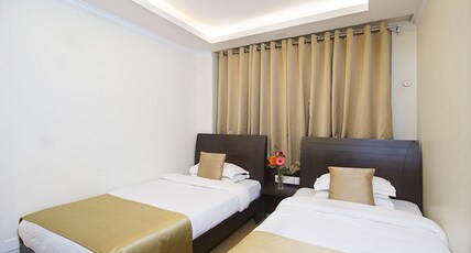 Hotel Sher-e-Punjab & Spa Room Type - Deluxe Twin Bedroom