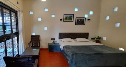 Durvankur Hotel Room Type - Deluxe Room