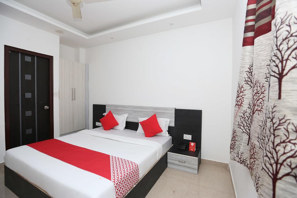 HOTEL PRIVAA RESIDENCE - Tap to explore photos