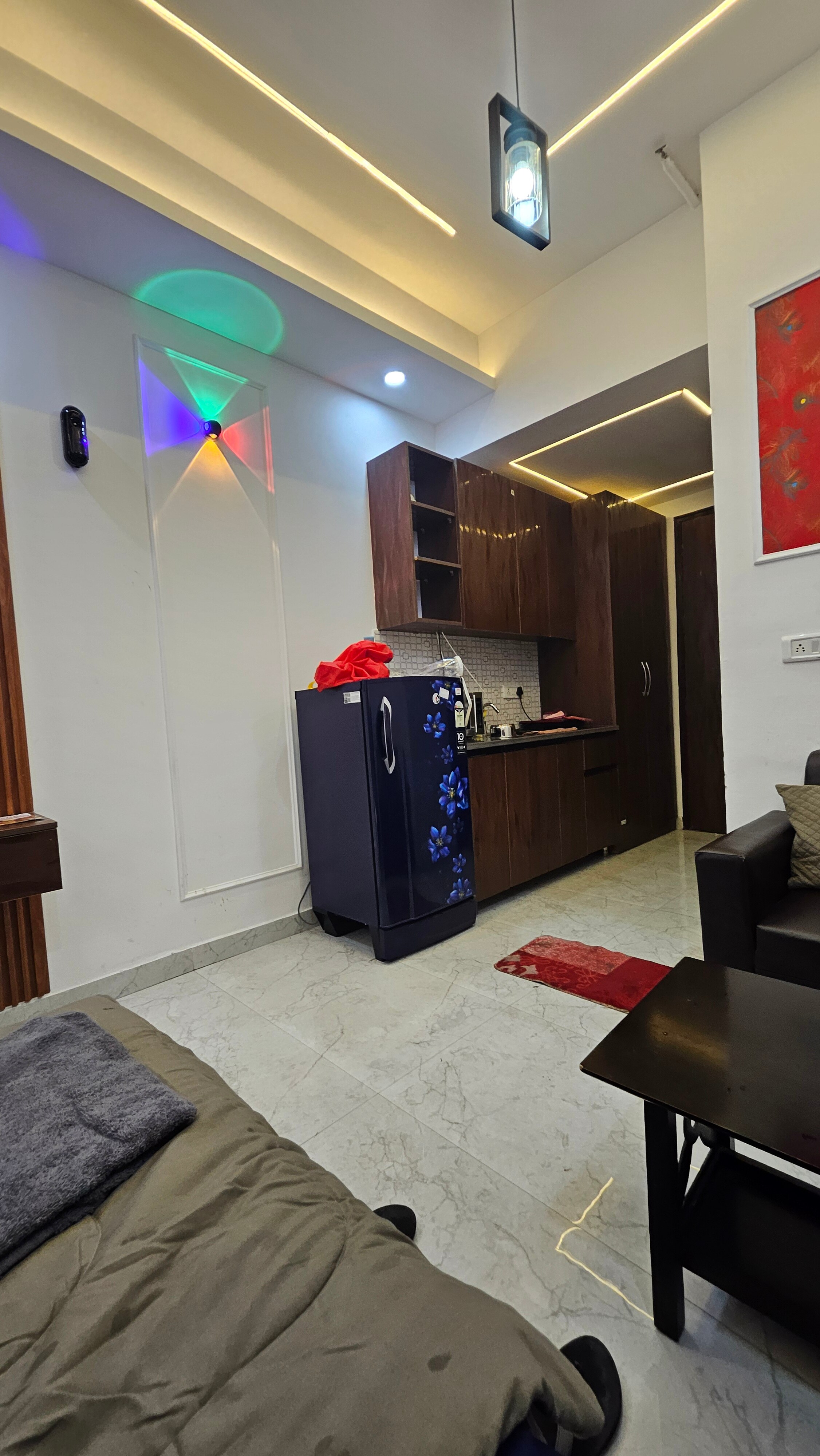 Ravi Luxury Studio Apartments - Tap to explore photos