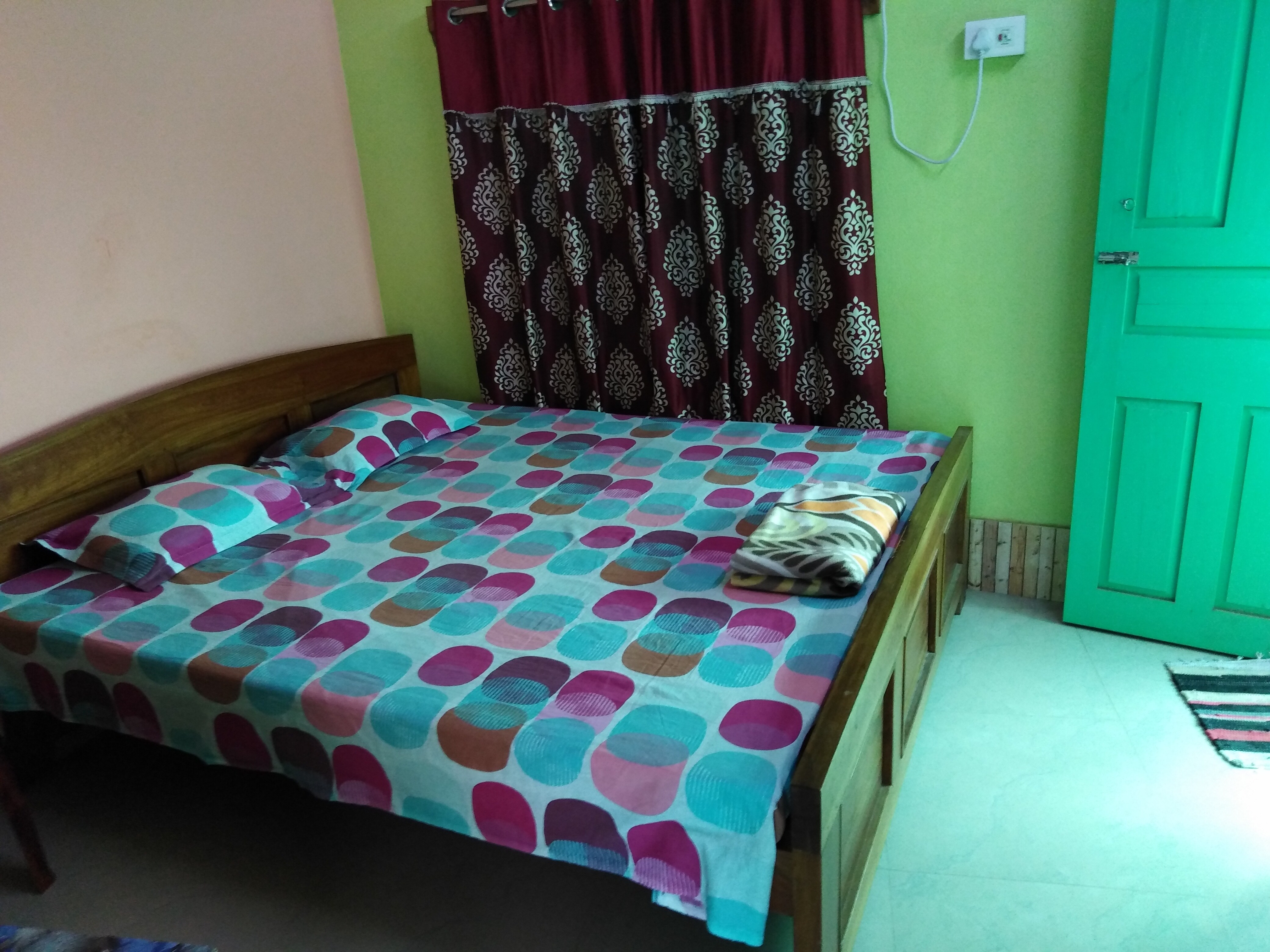 SHREE HARI GUEST HOUSE - Tap to explore photos