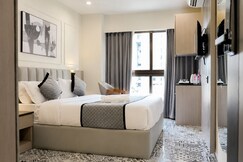 Address of Hotel Laxus