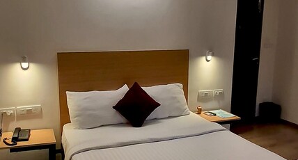 Le - Papillon - Bangalore Room Type - Deluxe Single