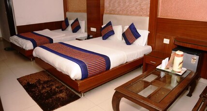 Hotel Delhi Heart Room Type - Single Bed Room Hotel Delhi Heart Room Type - Single Bed Room