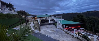 Meili Resort