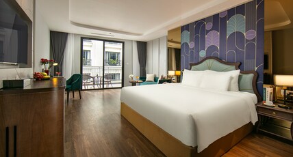 May De Ville Lakeside Hotel Room Type - Terrace Suite