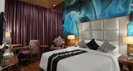 The Elanza Hotel Room Type - Premium Suite