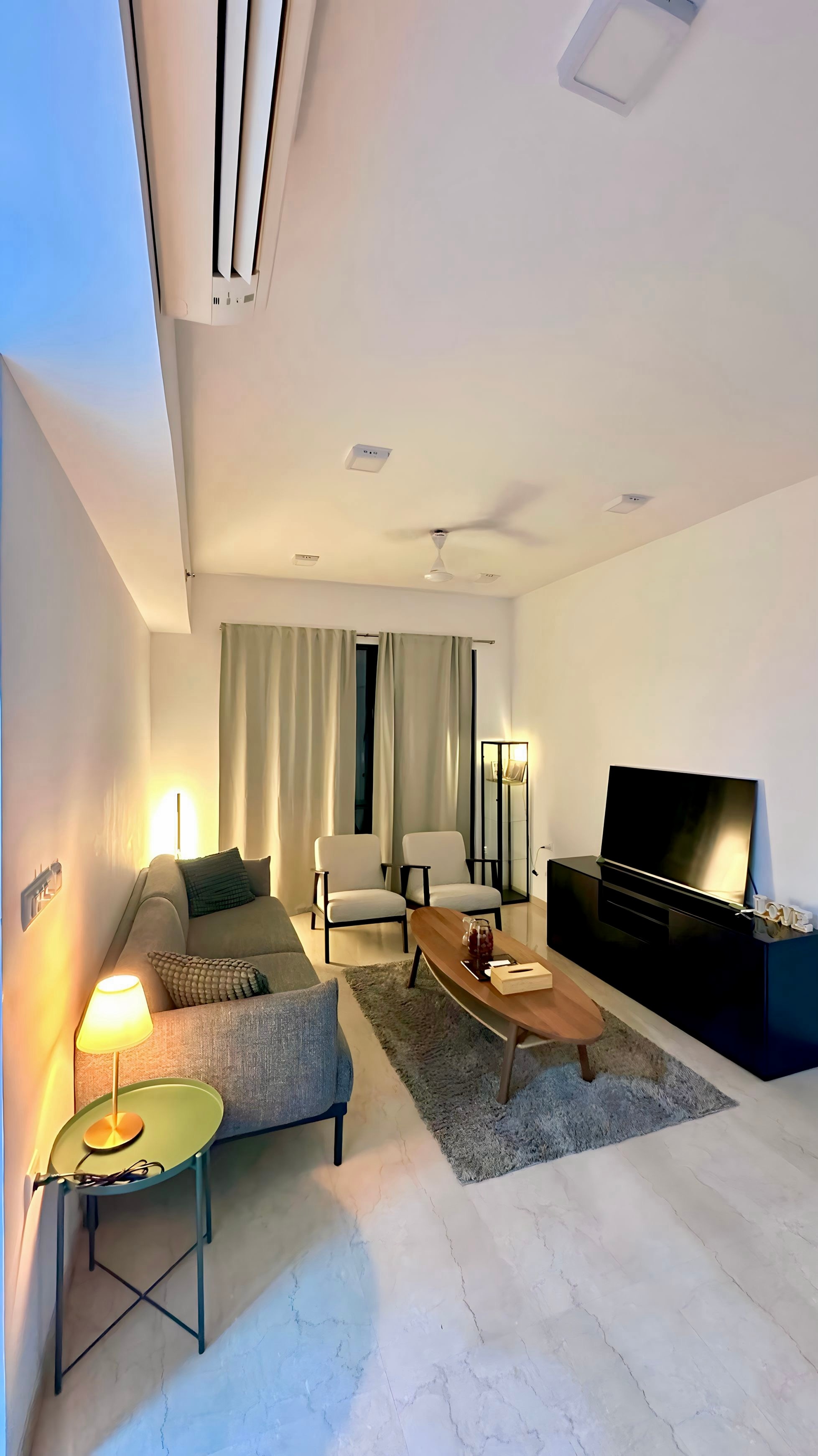 2BHK | Near Palladium Mall & St Regis Hotel - Tap to explore photos