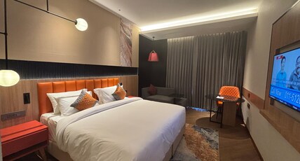 Ramada Encore By Wyndham Ayodhya Takpura Room Type - Mobility Accessible King Bedded