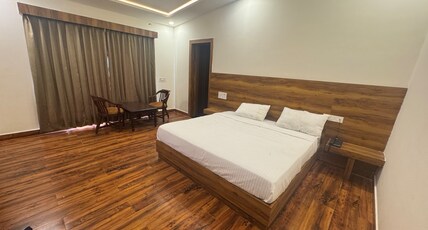 The Pearl Resort Room Type - Luxury Room - A