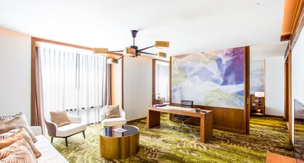 Crowne Plaza Vientiane Room Type - Deluxe Suite