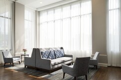 Holiday Inn Express and Suites New Orleans Airport
