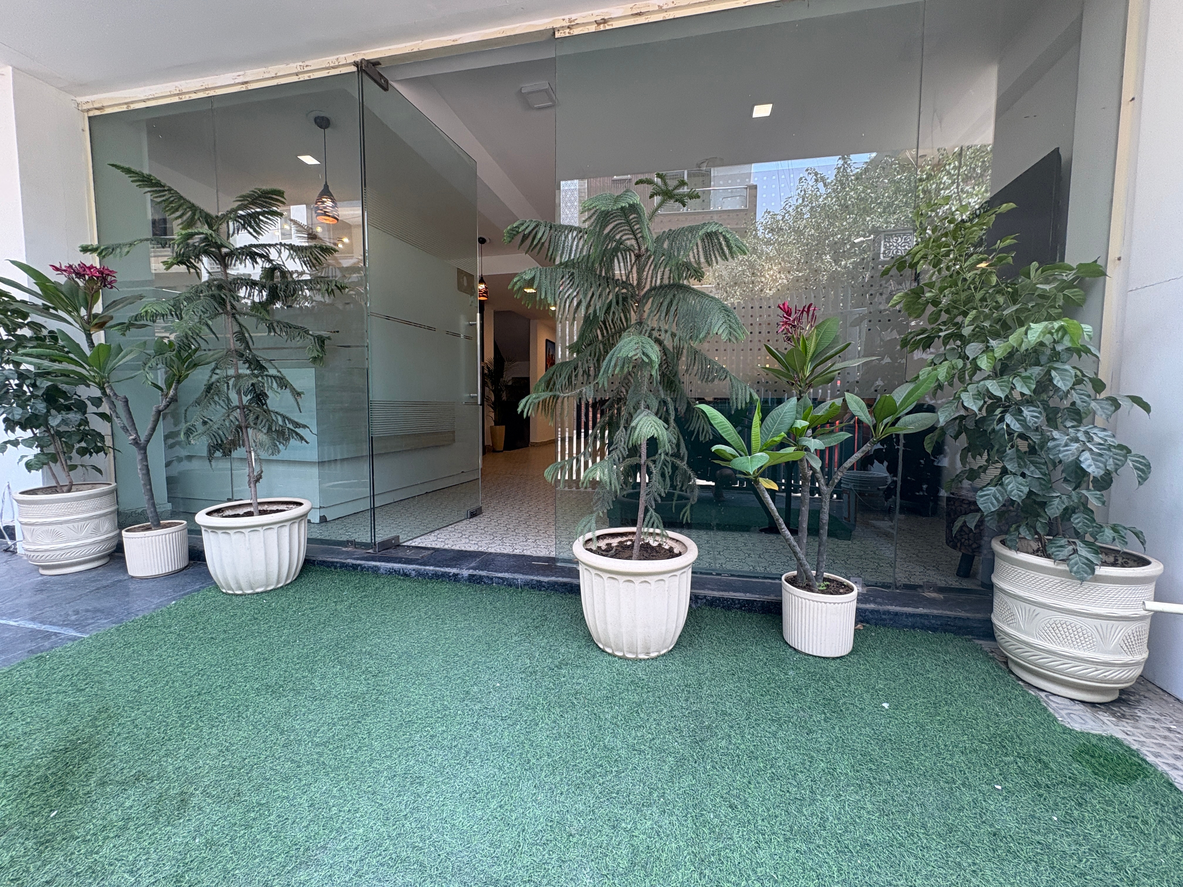 Vista Casita Hotel Artemis Gurgaon - Tap to explore photos
