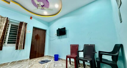 G.M Luxury Hotel Room Type - Family Four Bed Room AC