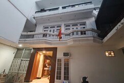 Chintpurni Deluxe Katra