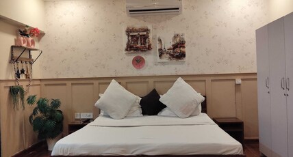 Hotel O Galleria Stays Room Type - Classic