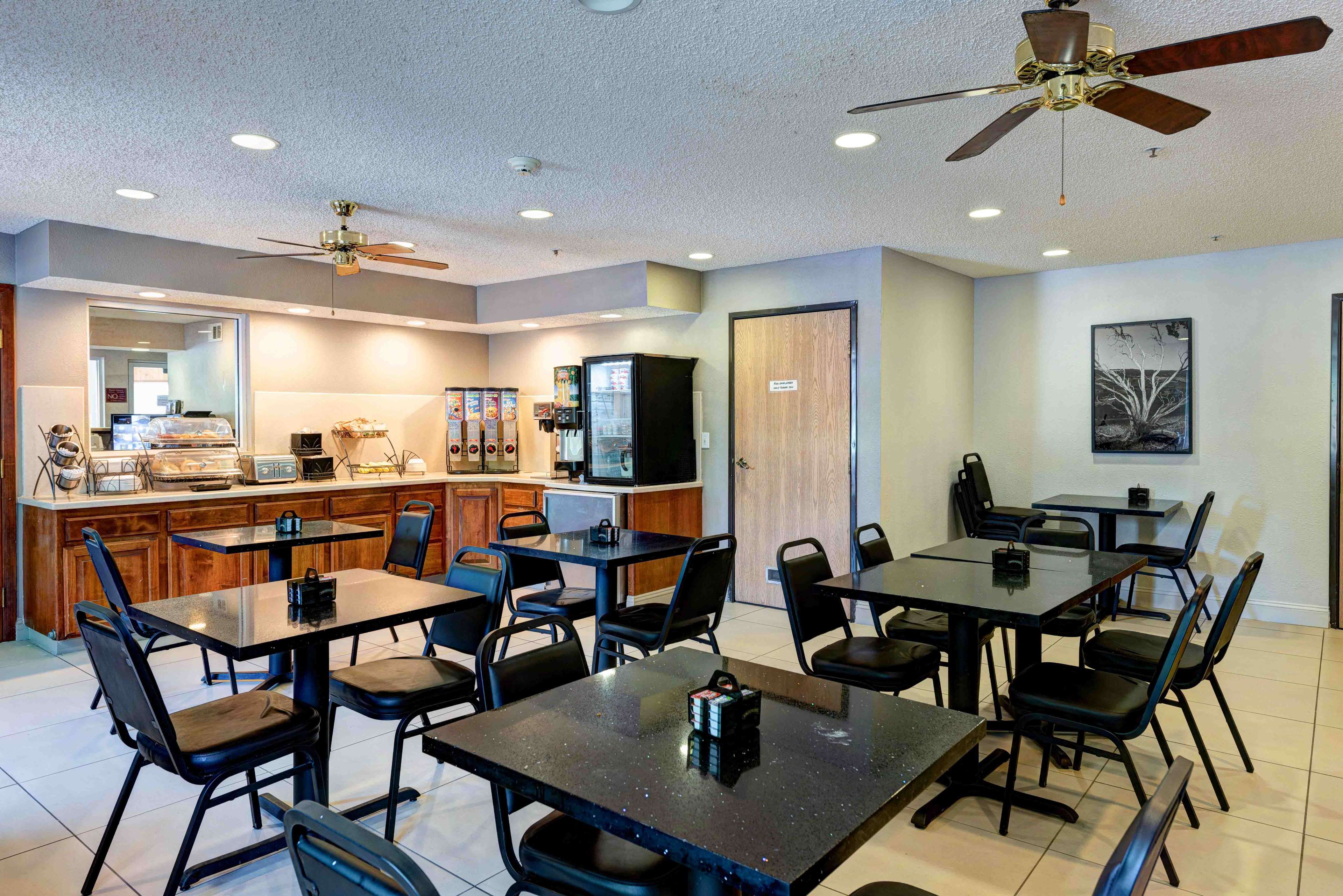 SureStay Plus Hotel by Best Western Redding - Tap to explore photos