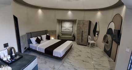 Shiv Farm Room Type - EXECUTIVE ROOMS
