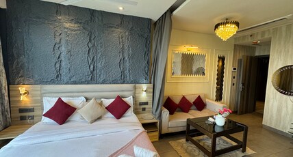 The Tallest Stay by Aurum Room Type - The Tallest Stay by Aurum