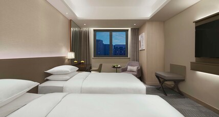 Hyatt Regency Metropolitan Chongqing Room Type - 2 Twin Beds Club
