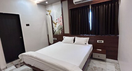 Riddhish Palace Room Type - Super Deluxe Room