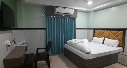 Surakha Inn LLP Room Type - Deluxe AC Room