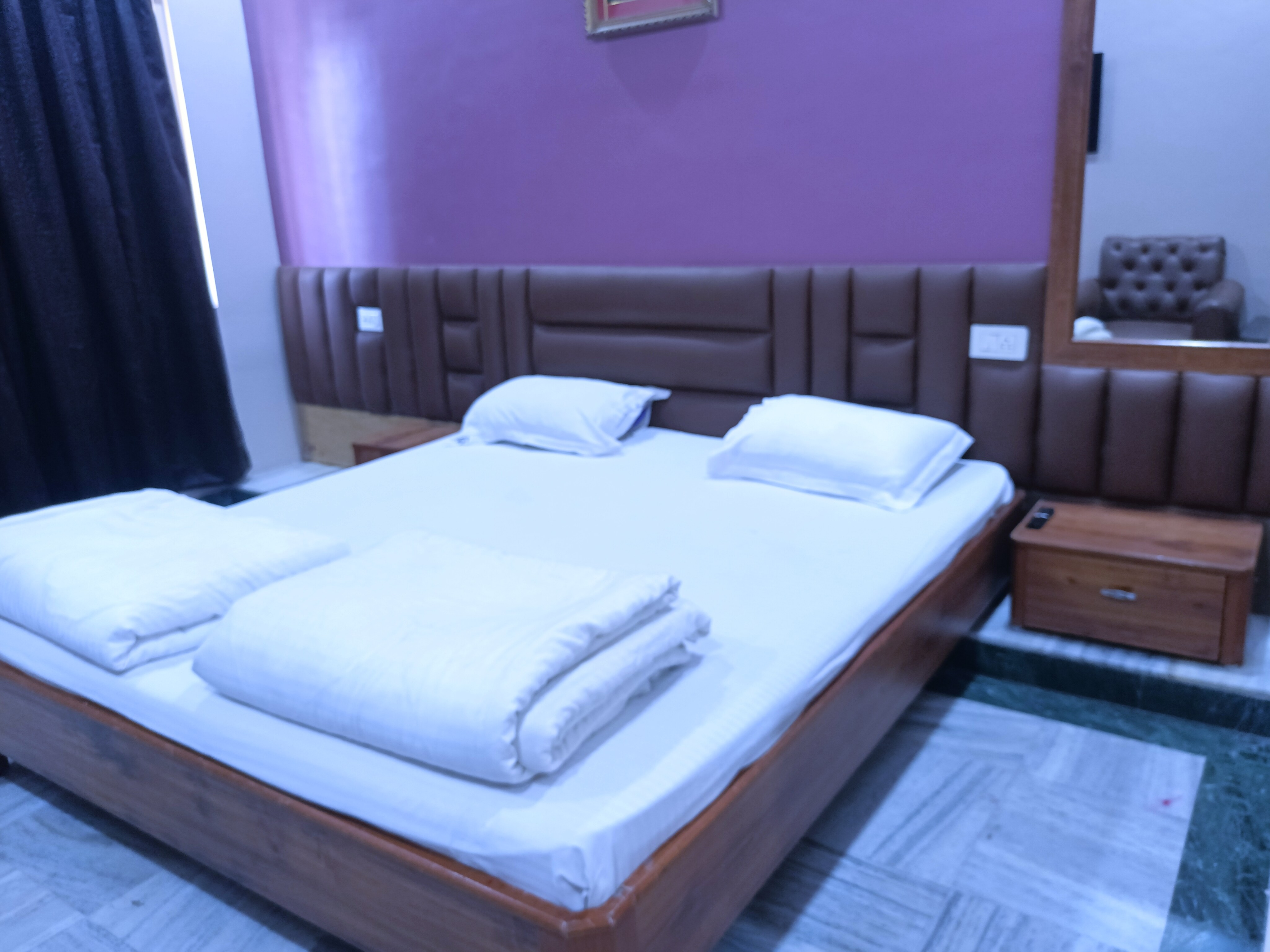 Hotel Siddhi Vinayak - Tap to explore photos