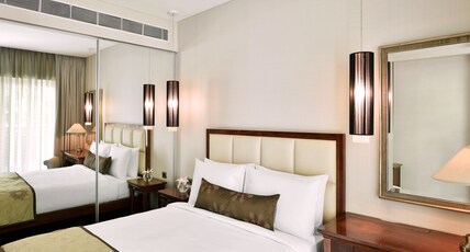 Marriott Suites Pune Room Type - 3 Bedroom Residential Suite, Living Room, Balcony, Kitchenette