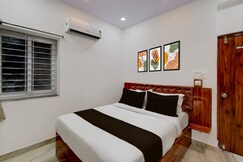 Super Townhouse Telapur Junction Formerly Fortune Inn