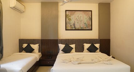 HOTEL GODWIN Room Type - Family Room