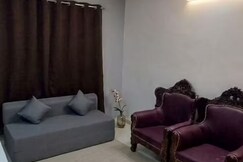 A 1bedroom AC home away from home