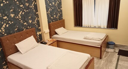 HOTEL WB40 Room Type - DELUXE TWIN ROOM