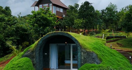 Sandal Mist Resort & Spa Room Type - Cave Room