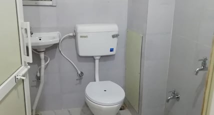 SWASTIK HOTEL Room Type - Non A.C. Five Bedded Room SWASTIK HOTEL Room Type - Non A.C. Five Bedded Room