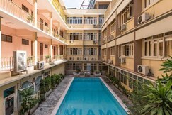Miami Bangkok Hotel