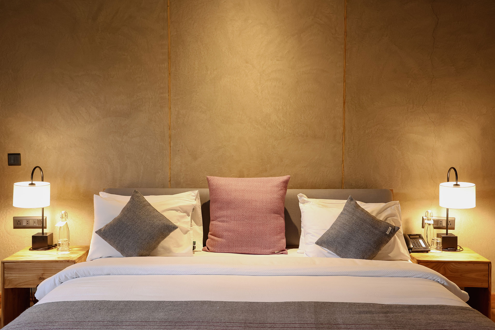 Chospa Hotel - Tap to explore photos