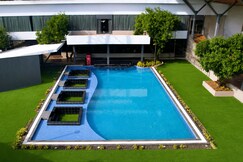 The Democracy Hotels, Resort & Convention Centre